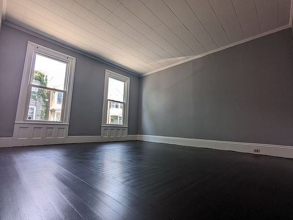 4th image of 156 Congress St #1