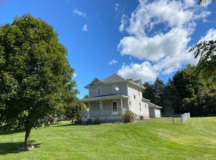 647 Craig St, Jonesville, MI 49250