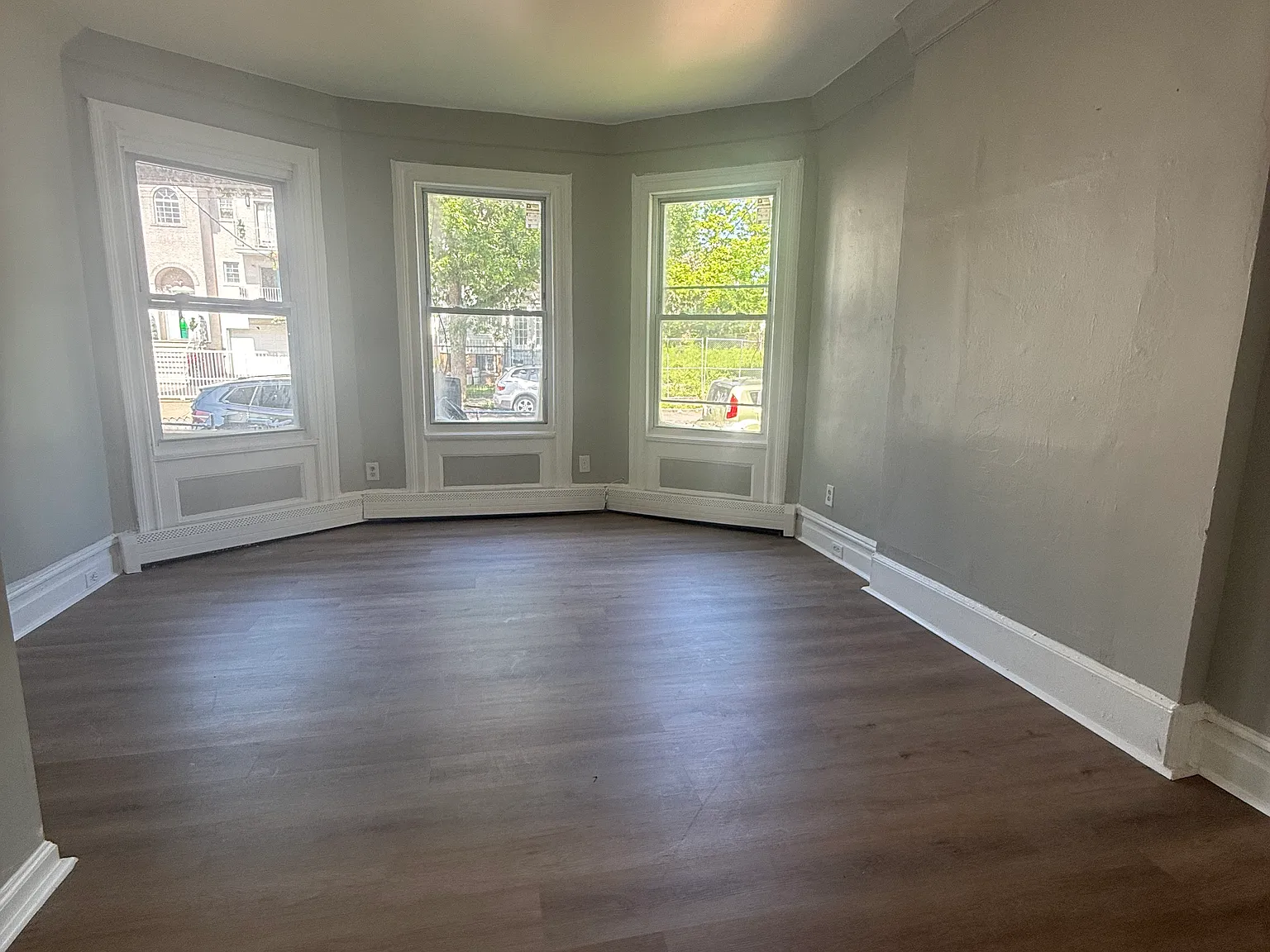 3 bed, $2,150 — Photo 3