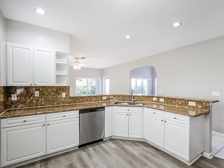 1117 NW 97th Dr — Photo 8
