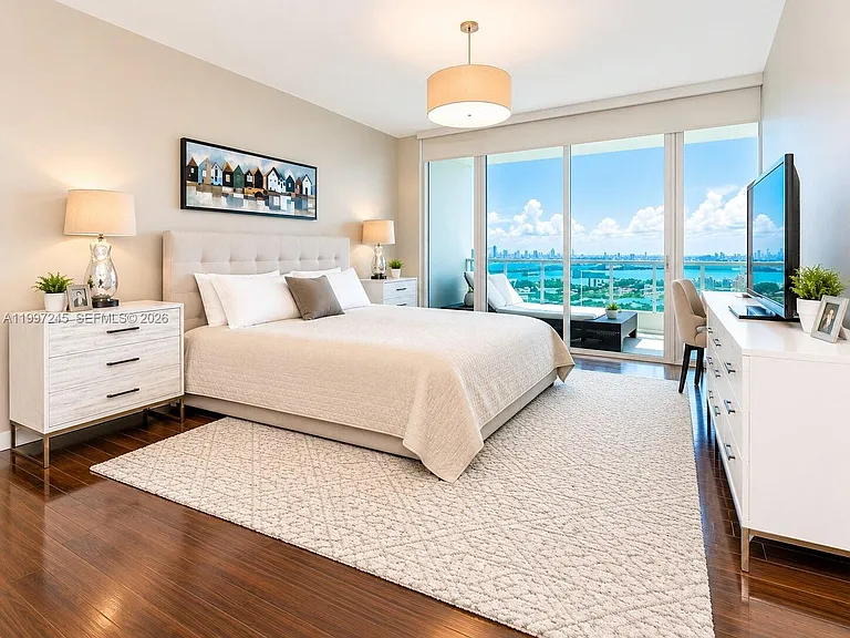100 S Pointe Dr #3101 — Photo 11