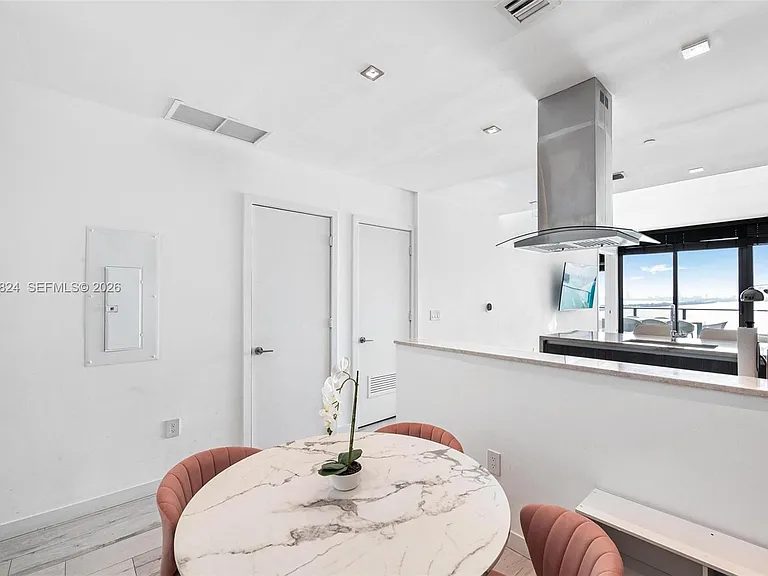 480 NE 31st St #1603 — Photo 3
