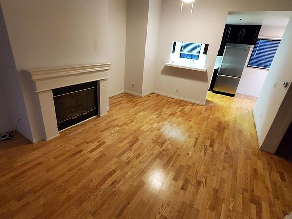 4th image of 111 S Oak Knoll Ave APT 212