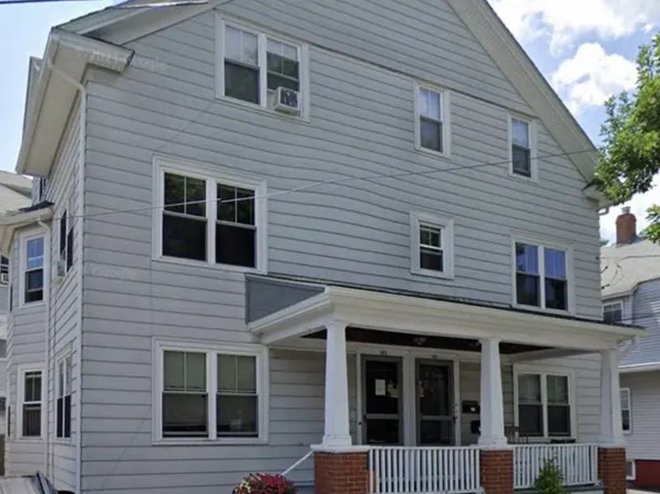 181 5th St #C, Providence, RI 02906