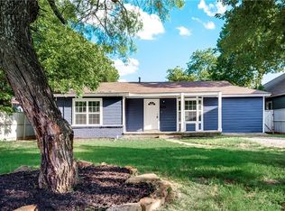 8105 Melrose St E, White Settlement, TX 76108