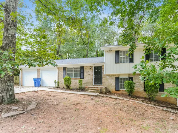 3011 Raintree Dr SE, Conyers, GA 30094