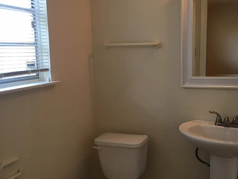 5213 Joe Sayers Ave #6 — Photo 8