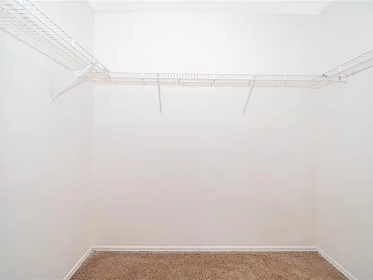 1313 Timberbend Cir — Photo 18