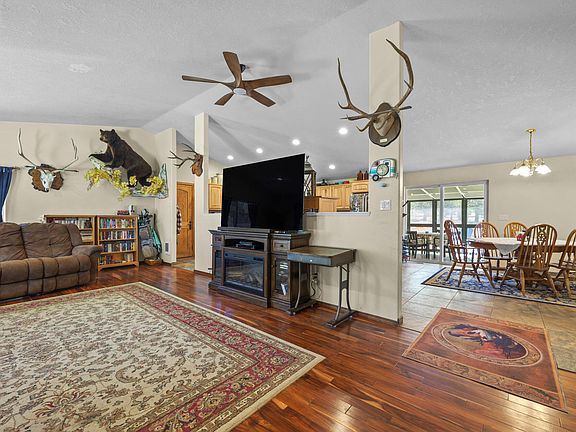4th image of 12186 SE Juniper Canyon Rd