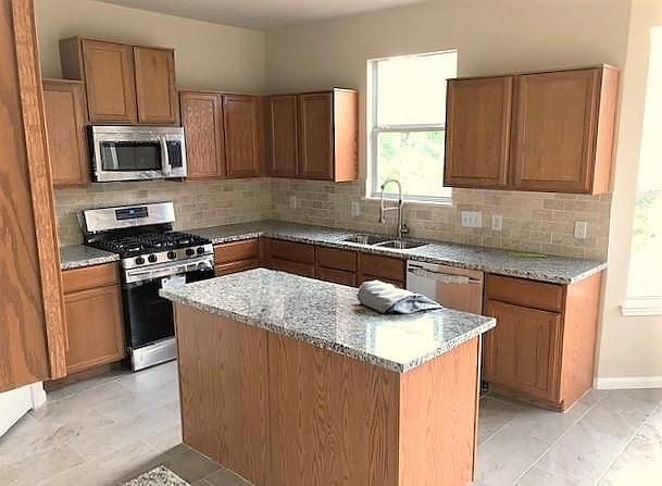 1st image of 14023 Hillingdale Ln