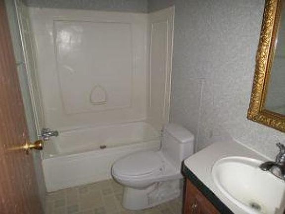 4th image of 707 SW Whitetail Cir