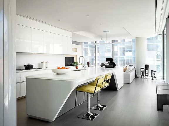 3rd image of 520 W 28th St #20