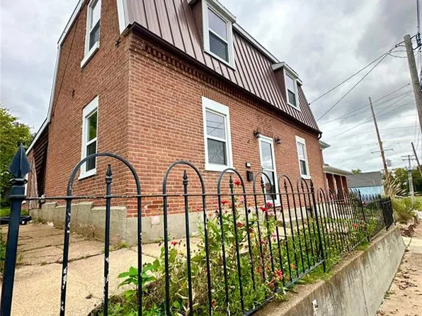 309 Hooker St, Washington, MO 63090