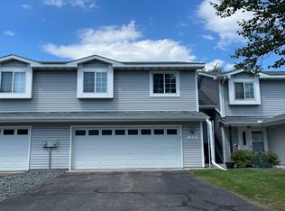 1450 Hilo Ave N, Oakdale, MN 55128