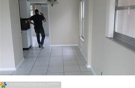 3rd image of 1931 NW 12th Ave