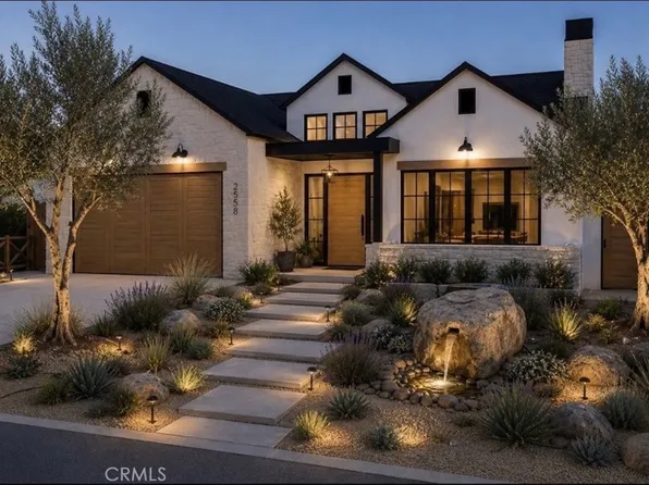 2558 Westminster Ave, Costa Mesa, CA 92627