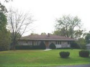 1515 Bull Creek Dr, Libertyville, IL 60048