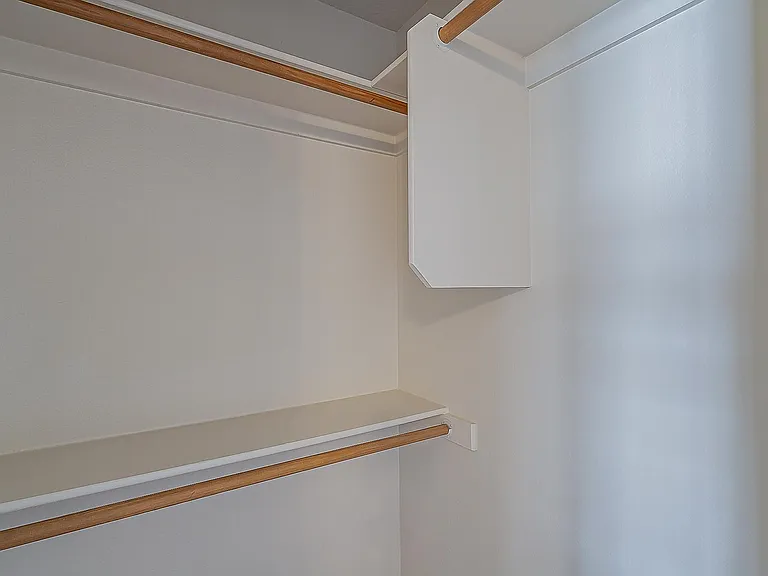 718 W Baylor Ln — Photo 20