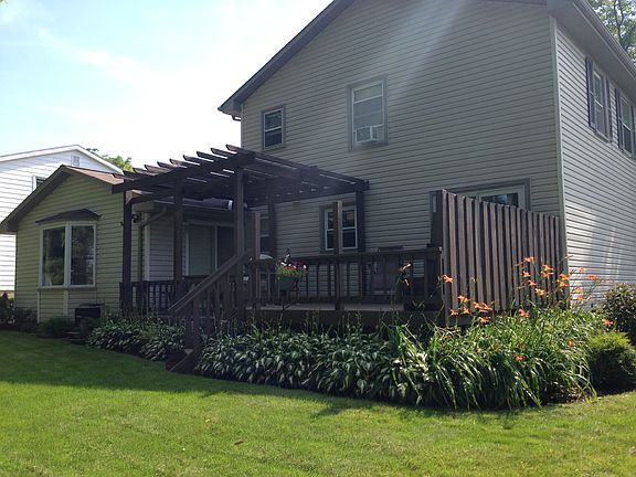 5th image of 3370 Darbyshire Dr