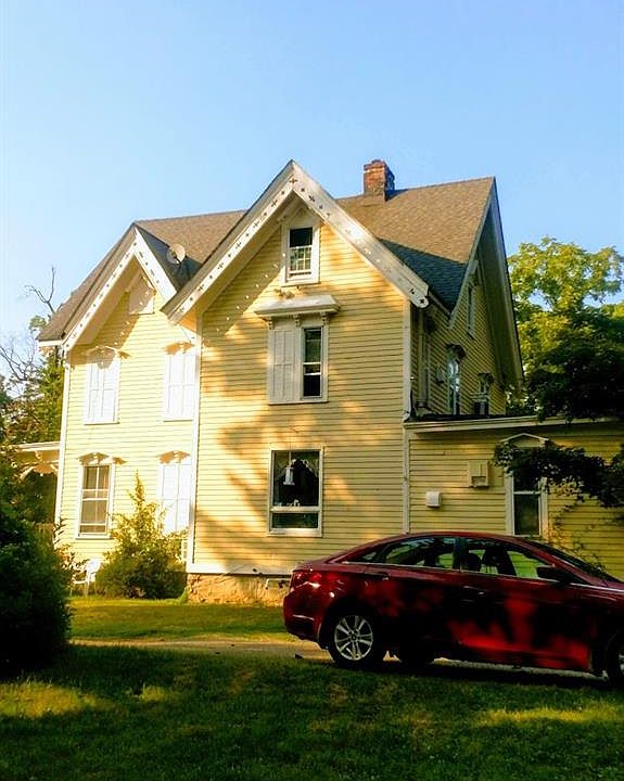 1st image of 33 W Main St