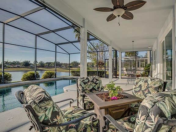 3rd image of 10636 Cloudview Dr