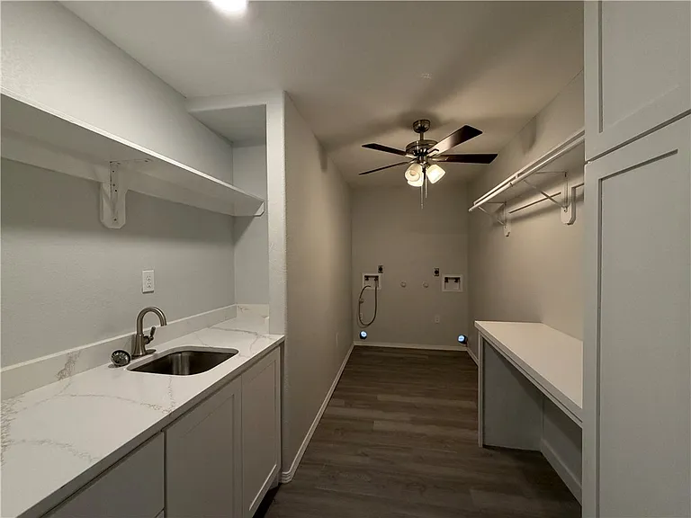 5509 Candace St — Photo 27