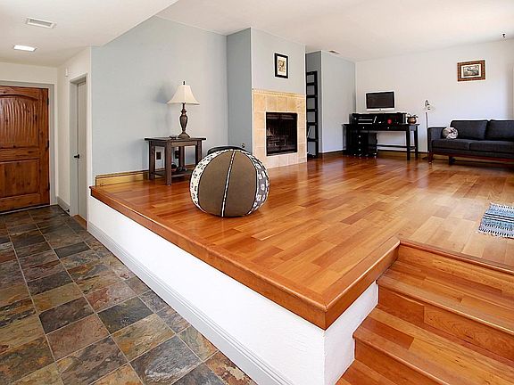 5th image of 1715 Escalona Dr