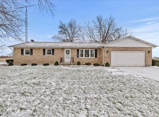 25376 Fairmount Rd, Waynesfield, OH 45896