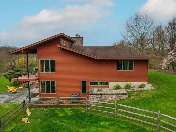 7092 Behler Rd, New Tripoli, PA 18066