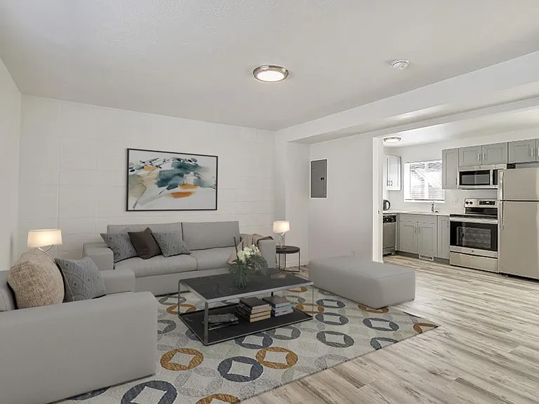 Townhouse Court — Photo 5