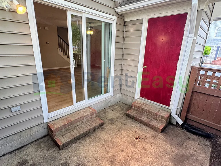 401 Henley Ct #C — Photo 23