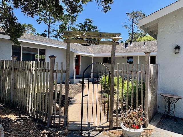 2nd image of 3039 Sloat Rd