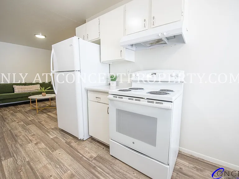 Aspen Pines — Photo 120