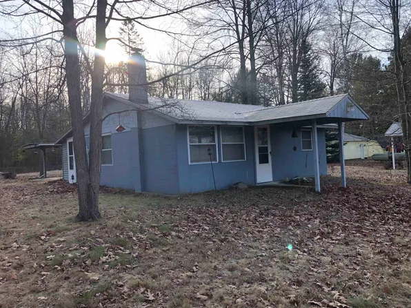 4785 E Shore Dr, Alger, MI 48610