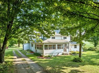 2399 E River Rd, Hastings, MI 49058