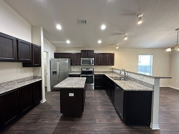 4th image of 10590 Senegal Dr