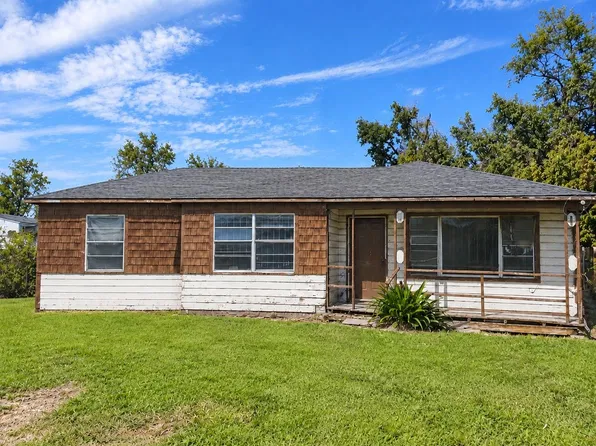8733 Ley Rd, Houston, TX 77028