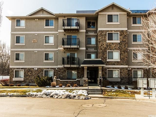 1st image of 1195 E Privet Dr #314