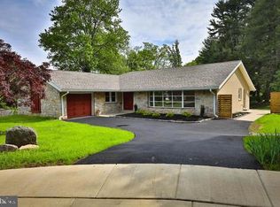 8701 Carlisle Rd, Wyndmoor, PA 19038