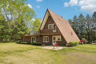 Oakview Dr-2604-001.jpg
