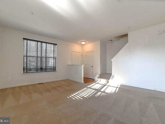 4th image of 46380D Shining Willow Ln