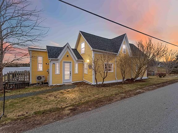 4th image of 92 Lake Darling Rd