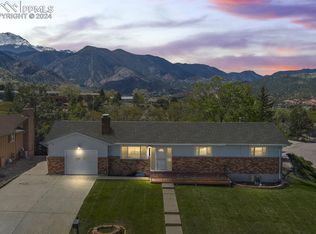 200 Crystal Hills Blvd, Manitou Springs, CO 80829