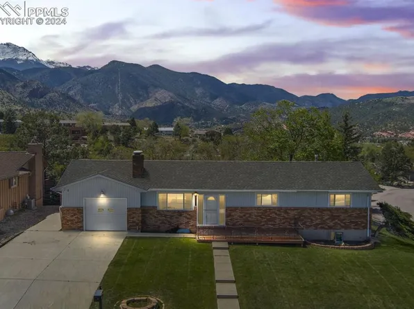 200 Crystal Hills Blvd, Manitou Springs, CO 80829