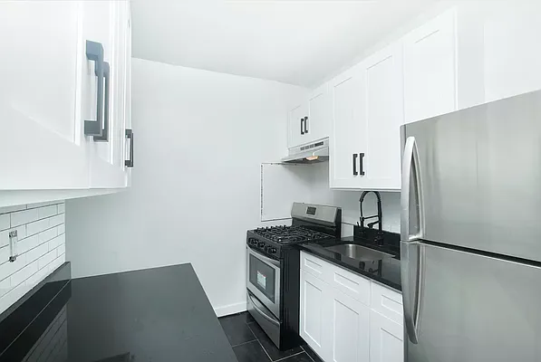 Rented by Arden Realty Corp. | media 13