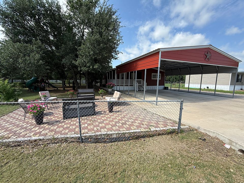 1st image of 1425 Becky Dr