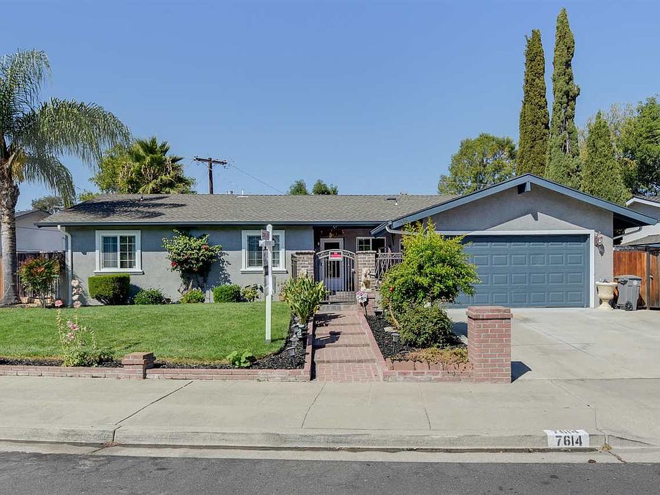 2nd image of 7614 Canterbury Ln