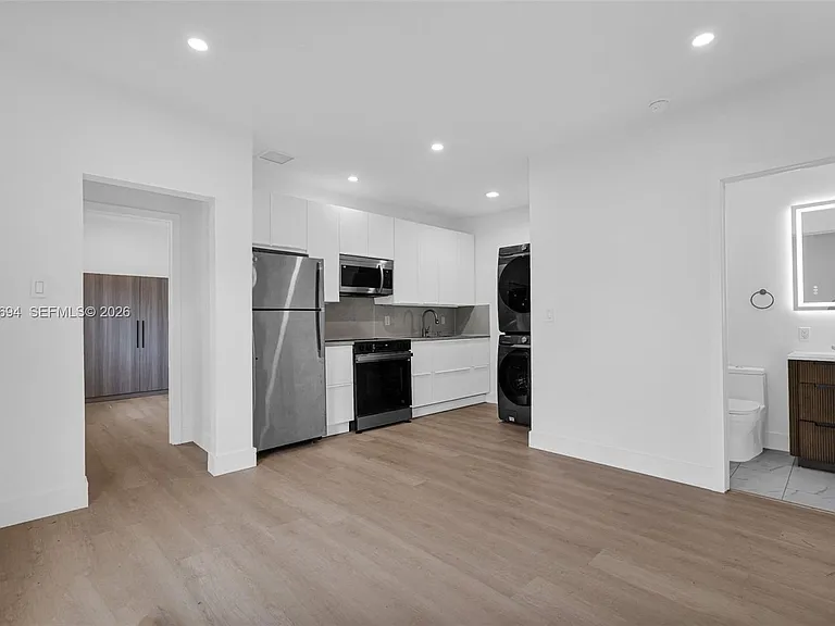 19 NE 48th St #1 — Photo 2