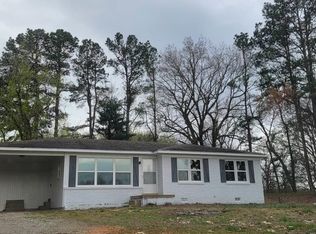 80 Exchange Rd, Wildersville, TN 38388