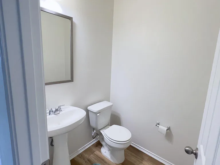 2016 Alexander Oaks Dr — Photo 9